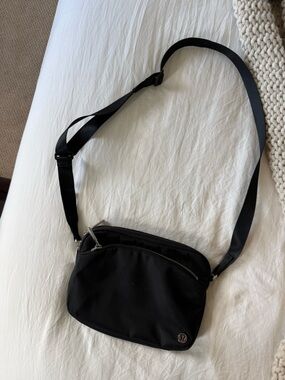 Lululemon Black Crossbody Sling Bag